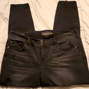Torrid Distressed Ripped Jegging Skinny Jeans 22w